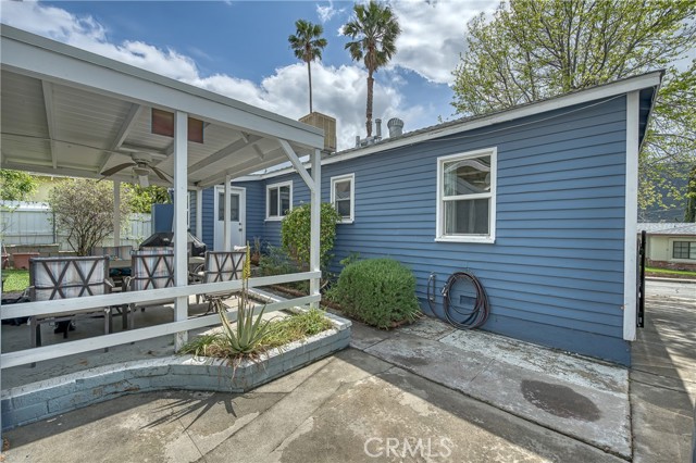 3611 Fourth Avenue, Glendale CA: https://media.crmls.org/medias/620b8e66-99b5-43ad-86e7-3f0148e32fab.jpg