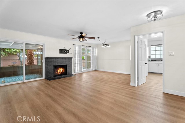 16423 Woodruff Avenue, Bellflower CA: https://media.crmls.org/medias/620c83ba-40a4-4fb5-a80c-57decddd9158.jpg