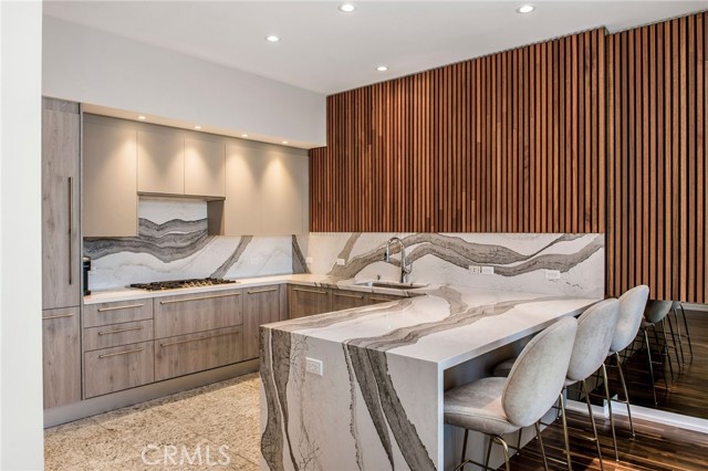 900 W Olympic Boulevard, Los Angeles CA: https://media.crmls.org/medias/620d317f-a066-4dbb-8ca7-79b5e99c4752.jpg