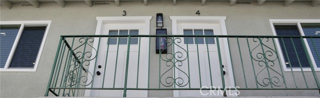 895 N Euclid Avenue, Pasadena CA: https://media.crmls.org/medias/620d8b1f-3f3e-49ec-9c9e-2f3beaf7124b.jpg