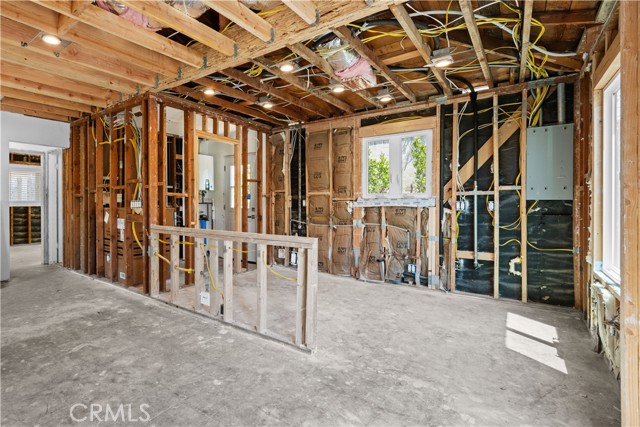 Detail Gallery Image 9 of 12 For 1561 2nd St, Manhattan Beach,  CA 90266 - – Beds | – Baths