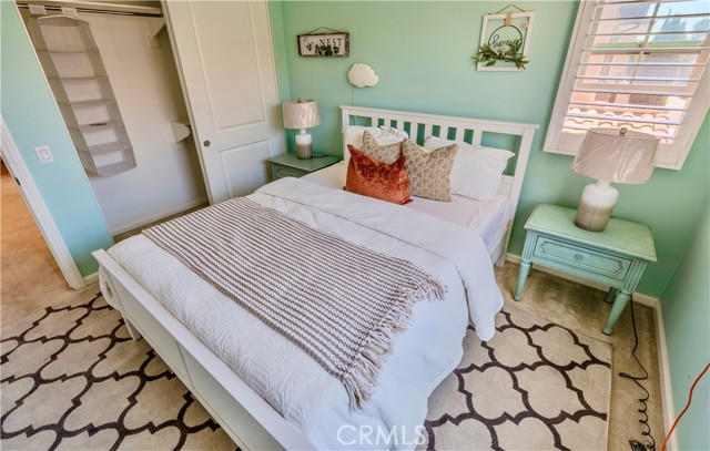 55 Decker, Irvine CA: https://media.crmls.org/medias/620eabe6-92ae-4aa9-b80f-a9e1295d2d64.jpg