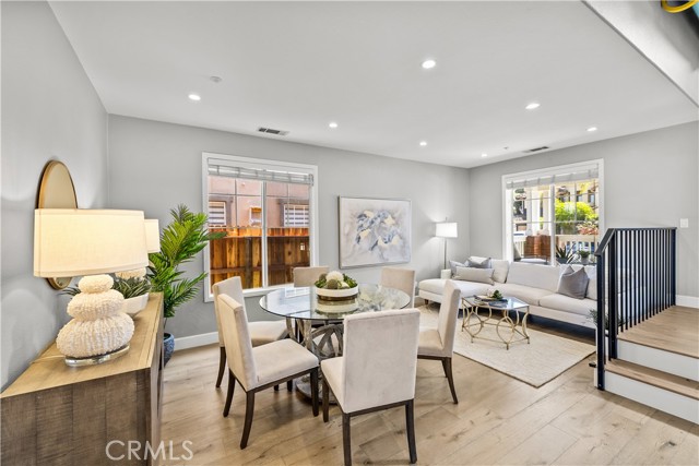 DINING /FRONT ROOM