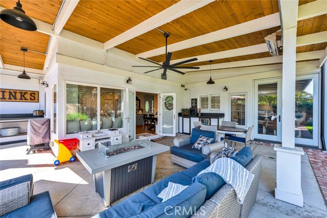 Image 35 of 60 For 20012 Mural Circle