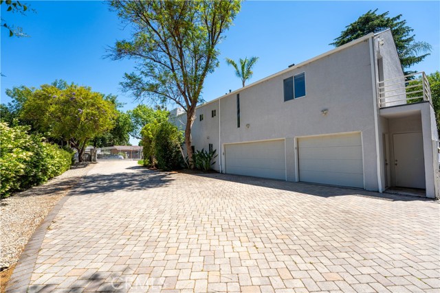 Image 32 of 34 For 23246 Canzonet Street