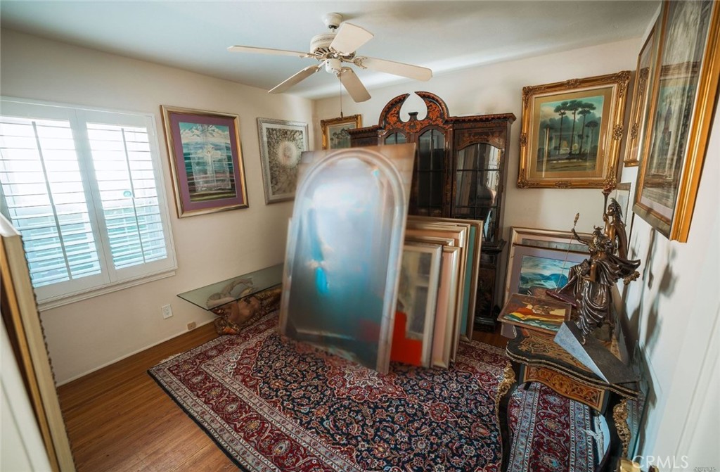 3309 Wedgewood Lane Burbank img 2