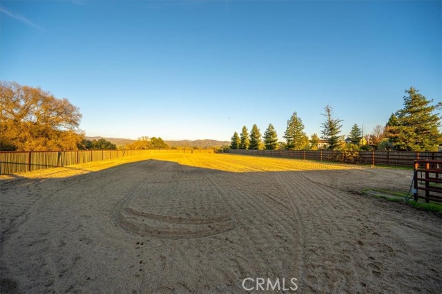 Detail Gallery Image 58 of 68 For 9235 N Forty, Atascadero,  CA 93422 - 5 Beds | 3/1 Baths