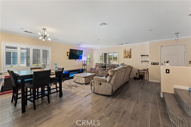 Detail Gallery Image 12 of 38 For 25840 Iris Ave #B,  Moreno Valley,  CA 92551 - 2 Beds | 2/1 Baths