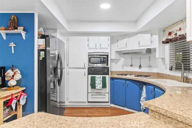 Detail Gallery Image 15 of 26 For 1456 E Philadelphia St Spc 378, Ontario,  CA 91761 - 2 Beds | 2 Baths