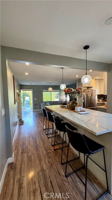 806 E 91st, Los Angeles CA: https://media.crmls.org/medias/62142766-1802-4643-90dd-2b161327a593.jpg