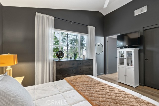 27781 Spring Meadow Court, Menifee CA: https://media.crmls.org/medias/6214e2e8-d703-452a-bbcc-2e9ce89cdd87.jpg