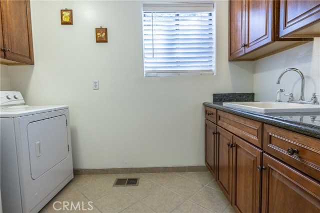 Image 31 of 46 For 7501 Yosemite Park