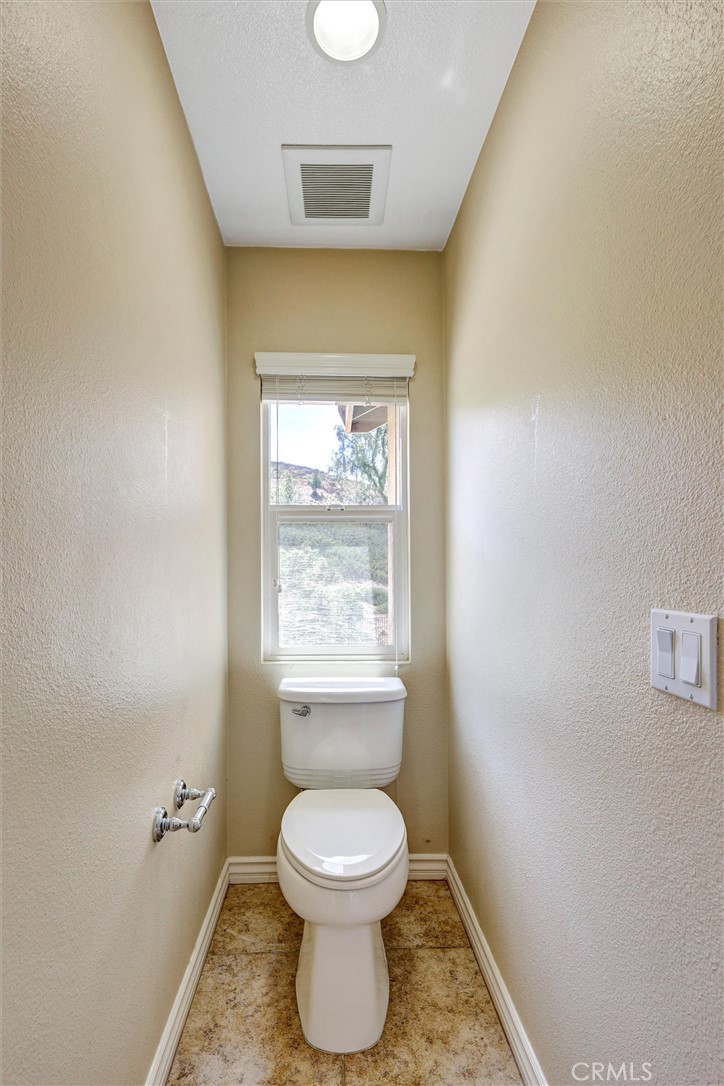 https://media.crmls.org/medias/62154469-1a9b-4aa7-8749-6b34c58ad637.jpg?preset=X-Large