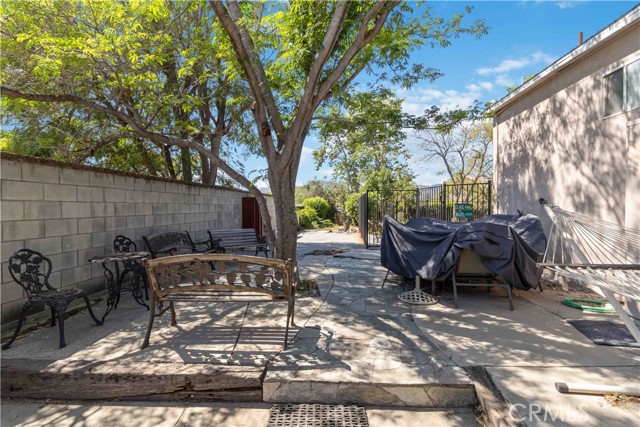 Detail Gallery Image 43 of 53 For 10457 Variel Ave, Chatsworth,  CA 91311 - 6 Beds | 5 Baths