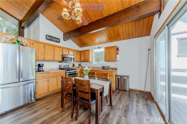 Detail Gallery Image 36 of 46 For 828 Fern Dr, Crestline,  CA 92325 - 2 Beds | 1/1 Baths