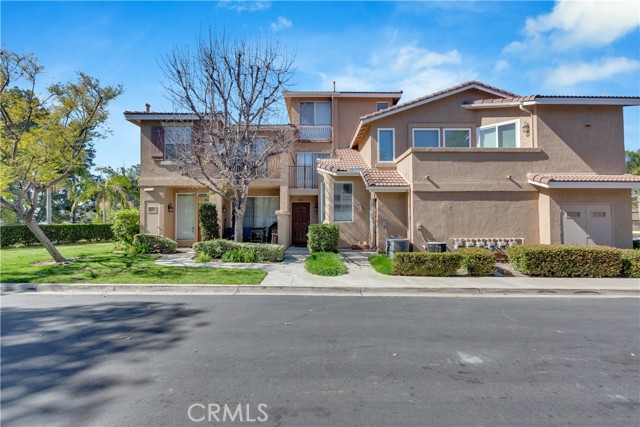 7912 E Monte Carlo Avenue, Anaheim Hills CA: https://media.crmls.org/medias/6216024f-b9d0-4a3a-9898-a2008269d542.jpg