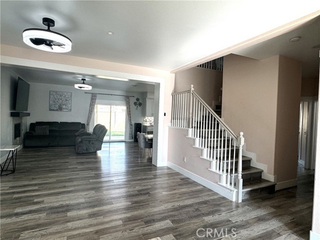 Image 28 of 56 For 14930 Catania Way