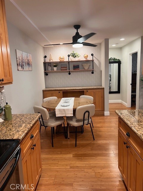 28947 Thousand Oaks Boulevard, Agoura Hills CA: https://media.crmls.org/medias/6216720f-6a04-4c29-8735-921c3cc2f184.jpg