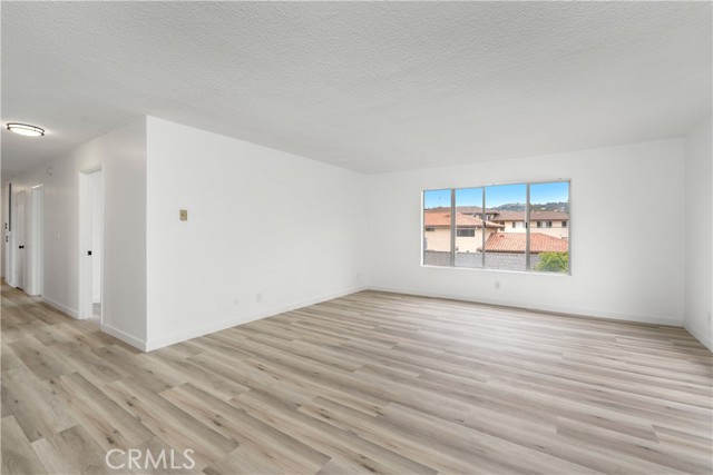 935 W 10th Street, San Pedro CA: https://media.crmls.org/medias/6217319b-0490-47c7-8a98-7add12a4ed7f.jpg