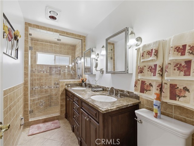 Detail Gallery Image 9 of 12 For 11614 Ostrom, Granada Hills,  CA 91344 - 4 Beds | 2 Baths