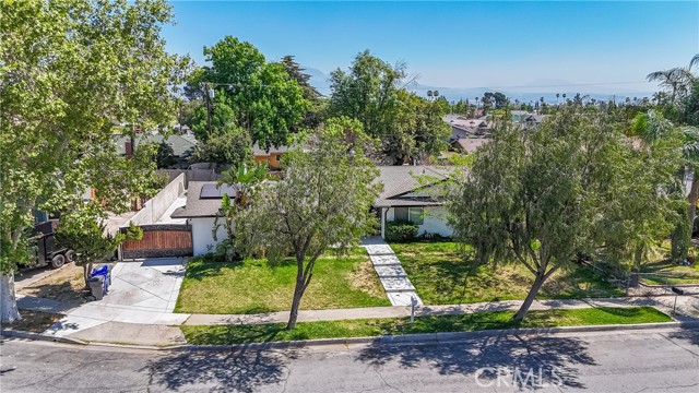 Detail Gallery Image 7 of 34 For 1365 N Chestnut, Rialto,  CA 92376 - 3 Beds | 2 Baths