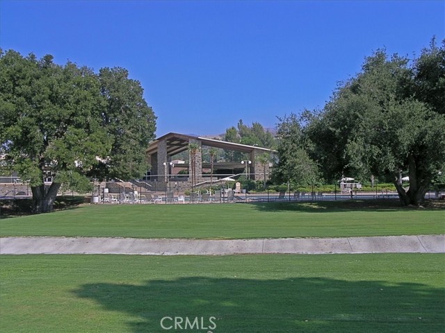 19207 Avenue Of The Oaks, Newhall CA: https://media.crmls.org/medias/6218bb6b-791d-4127-9938-13418e7b602c.jpg