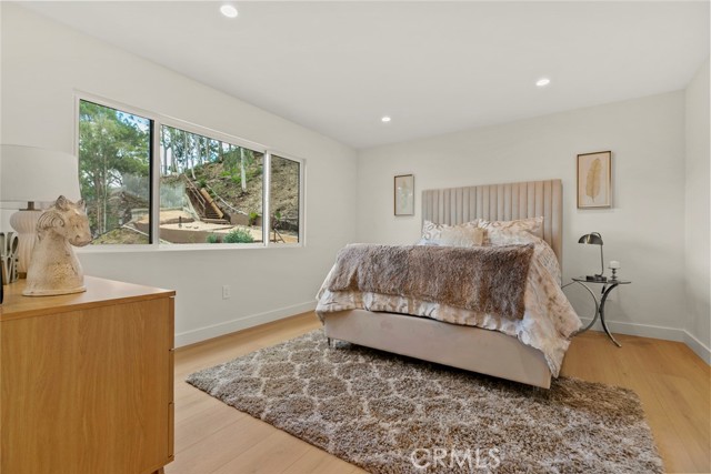 Detail Gallery Image 34 of 66 For 981 Glen Oaks, Pasadena,  CA 91105 - 3 Beds | 3 Baths