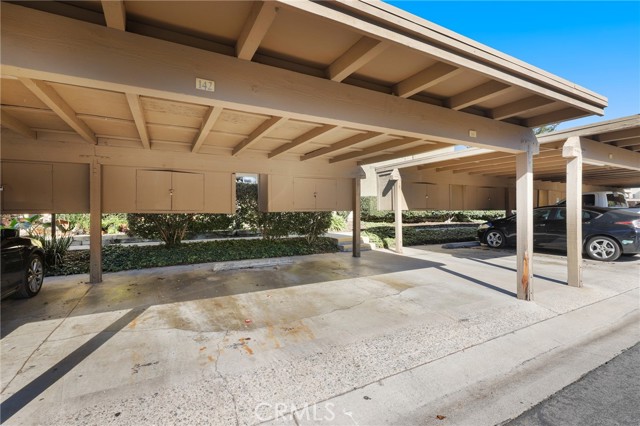 Detail Gallery Image 15 of 18 For 1345 Cabrillo Park #N04,  Santa Ana,  CA 92701 - 2 Beds | 2 Baths