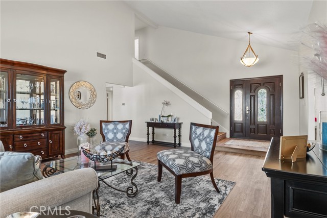 536 S Tumbleweed Road, Anaheim Hills CA: https://media.crmls.org/medias/621a8130-ea1c-47a4-b3a6-597c435bfc75.jpg