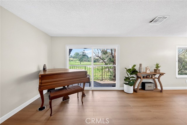 Detail Gallery Image 8 of 29 For 1525 Walnut Leaf #211,  Walnut,  CA 91789 - 2 Beds | 2 Baths