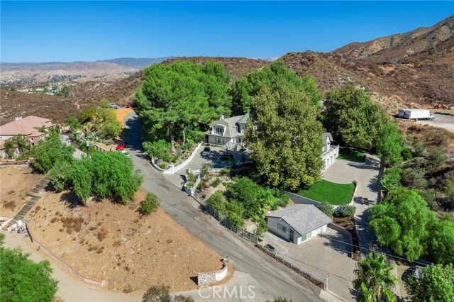 Detail Gallery Image 8 of 51 For 26800 Iron Canyon Rd, Canyon Country,  CA 91387 - 7 Beds | 9 Baths