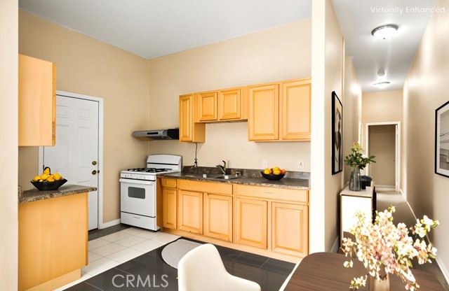 Detail Gallery Image 8 of 16 For 1521 Junipero Ave, Long Beach,  CA 90804 - 2 Beds | 2 Baths