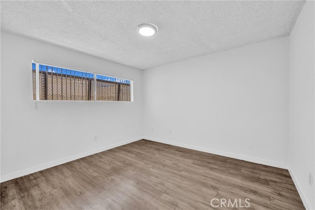 16102 Cornuta Avenue, Bellflower CA: https://media.crmls.org/medias/621afd10-361a-4852-9cb5-6af10b4921e9.jpg