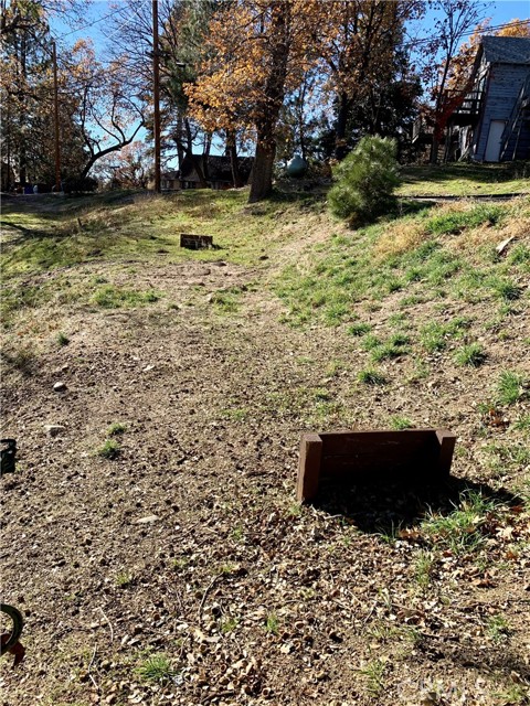 Detail Gallery Image 4 of 21 For 40 Park, Running Springs,  CA 92382 - – Beds | – Baths