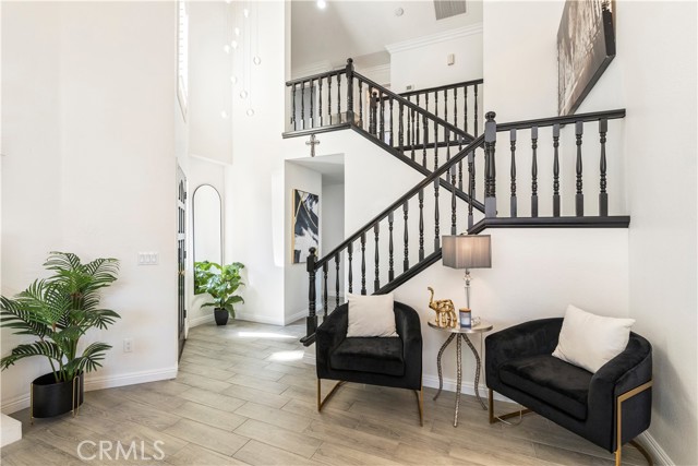 Detail Gallery Image 4 of 24 For 14272 Laurel Dr, Riverside,  CA 92503 - 3 Beds | 2/1 Baths