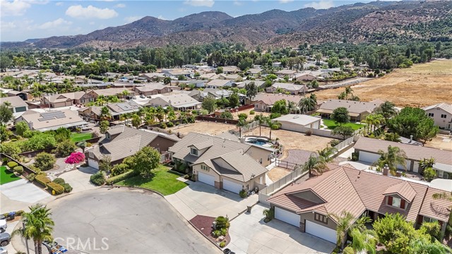 Detail Gallery Image 2 of 46 For 20758 Donielle Ct, Wildomar,  CA 92595 - 4 Beds | 2/1 Baths