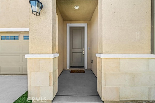 Detail Gallery Image 2 of 48 For 3056 Eveningcloud St, Hemet,  CA 92543 - 3 Beds | 2/1 Baths