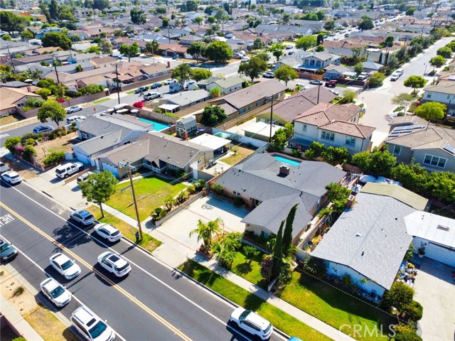 8757 Los Altos Drive, Buena Park CA: https://media.crmls.org/medias/621d96d2-2f67-4e9c-af0c-89b87204e7a3.jpg