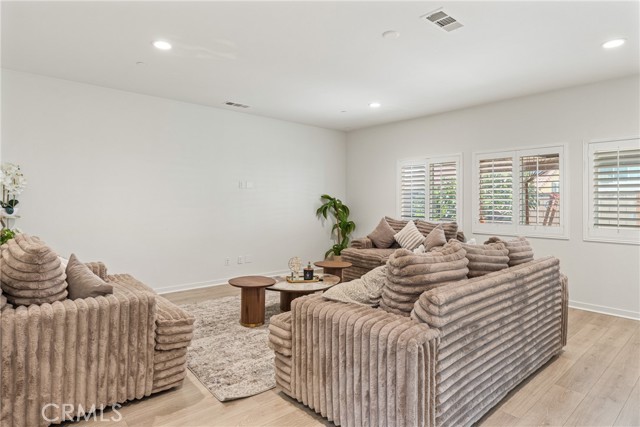 Detail Gallery Image 7 of 43 For 5252 Denali Ct, Fontana,  CA 92336 - 5 Beds | 3 Baths