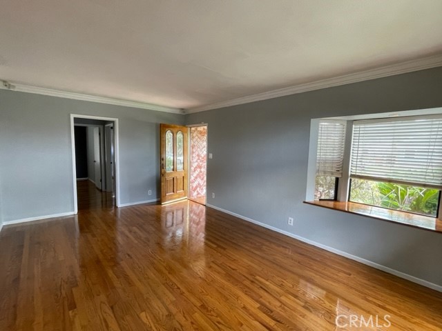 4032 Elsa Street, Lakewood CA: https://media.crmls.org/medias/621e338e-2284-4b50-b192-df566ab8754b.jpg