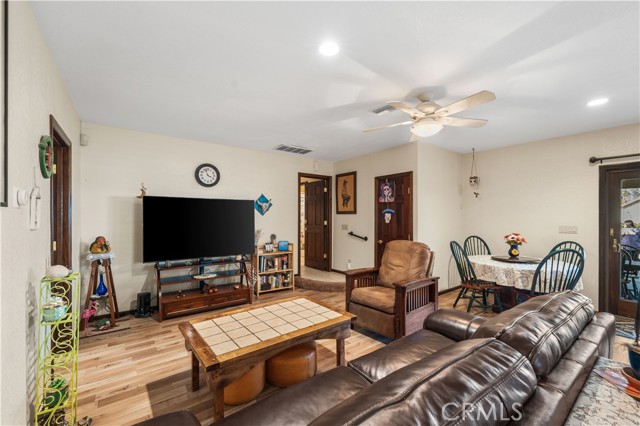 Detail Gallery Image 38 of 75 For 2651 W Avenue N12, Palmdale,  CA 93551 - 5 Beds | 4 Baths