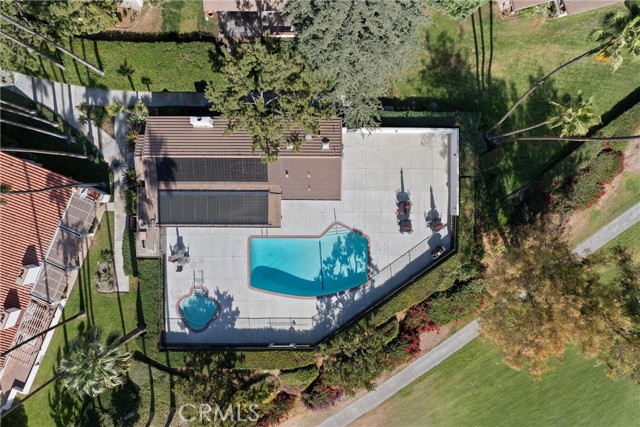 5552 Via Dos Cerros, Riverside CA: https://media.crmls.org/medias/621e974c-3198-4c56-9484-fd58c159356d.jpg