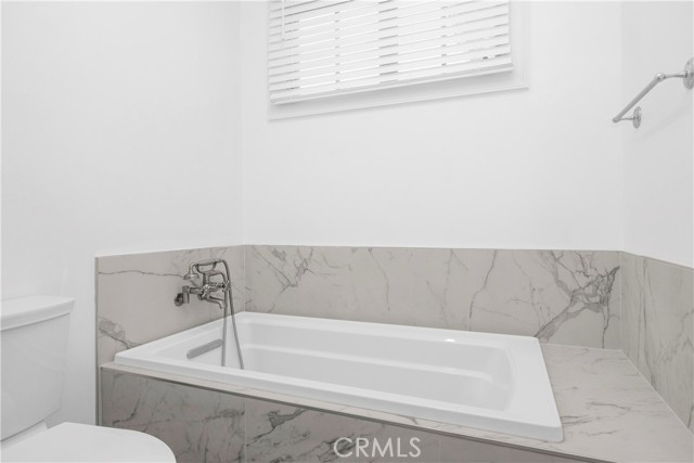 Detail Gallery Image 14 of 36 For 4031 N Virginia Rd, Long Beach,  CA 90807 - 4 Beds | 4 Baths