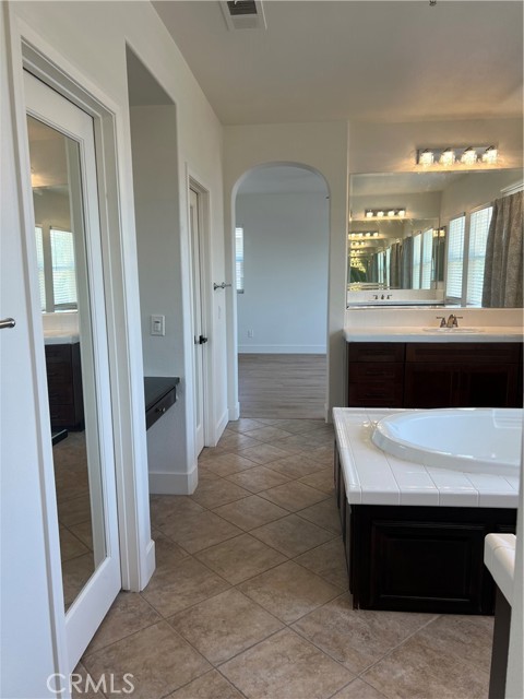 Detail Gallery Image 16 of 31 For 12080 Scenic View, Riverside,  CA 92505 - 5 Beds | 4/1 Baths