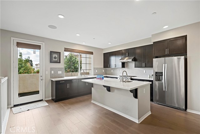 Detail Gallery Image 8 of 38 For 620 S Gladys Ave #D,  San Gabriel,  CA 91776 - 3 Beds | 3/1 Baths