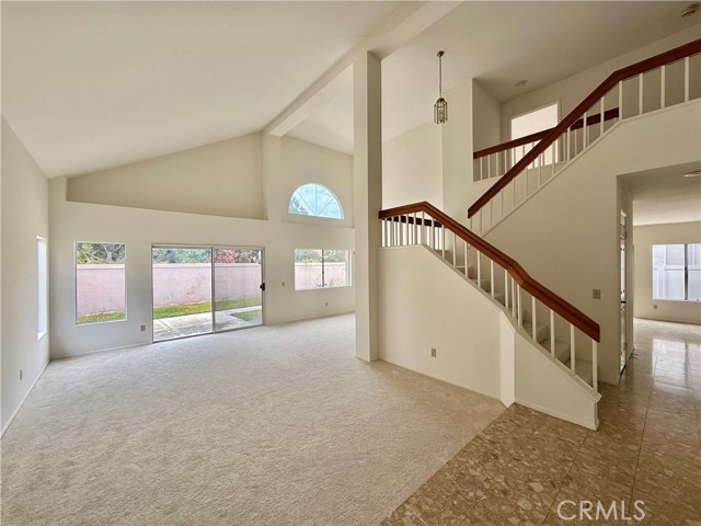 18 Decente, Irvine CA: https://media.crmls.org/medias/62214b9b-ecba-4310-b1bd-2921dba88e08.jpg