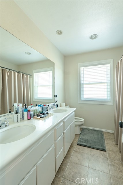 Detail Gallery Image 18 of 25 For 1217 W Avenue H7, Lancaster,  CA 93534 - 5 Beds | 3 Baths