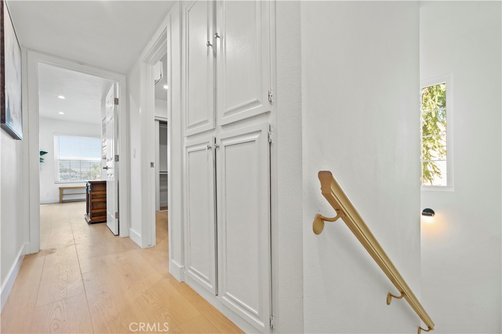 MLS #OC25253538 image #11