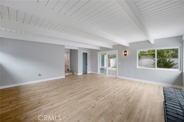 Detail Gallery Image 10 of 29 For 2640 N Buena Vista St, Burbank,  CA 91504 - 3 Beds | 2 Baths