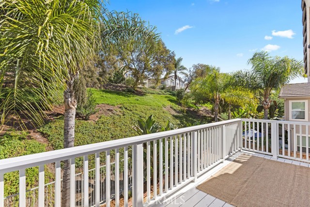 Image 25 of 38 For 16 Woodsong  